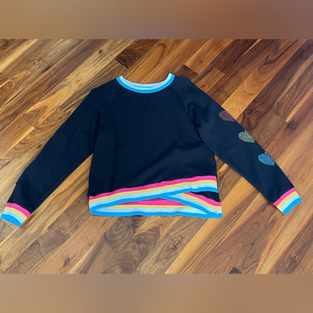 Butter Soft crewneck Asymmetrical Hemline, ECU